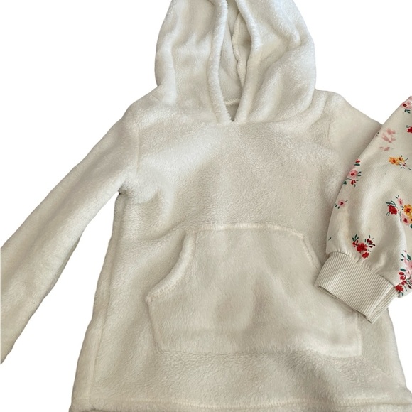 Bundle of 2 girls sweaters 3T - Picture 2 of 5